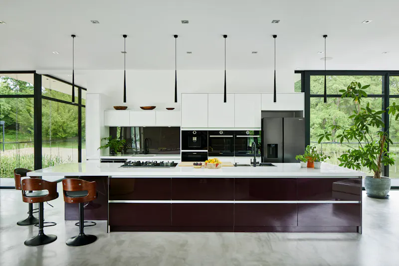 Kitchen at Hampshire Lake House, K512 (photo 3)