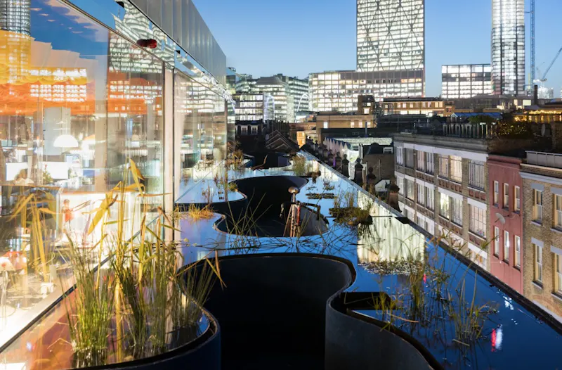 Roof terrace at Space Age Spitalfields Office, T178 (photo 28)
