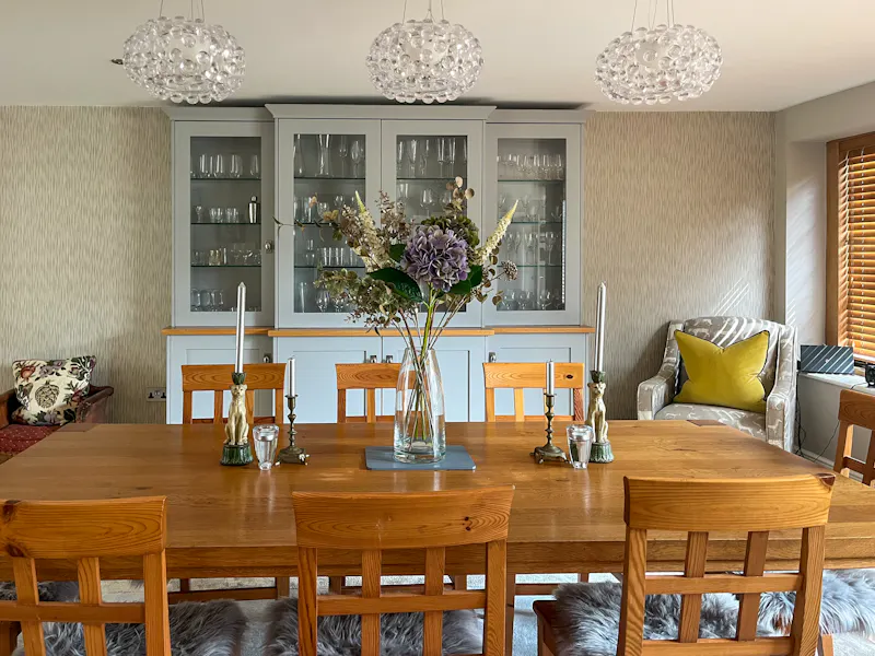 Dining room at 1960s Beaconsfield Home, D2827 (photo 11)
