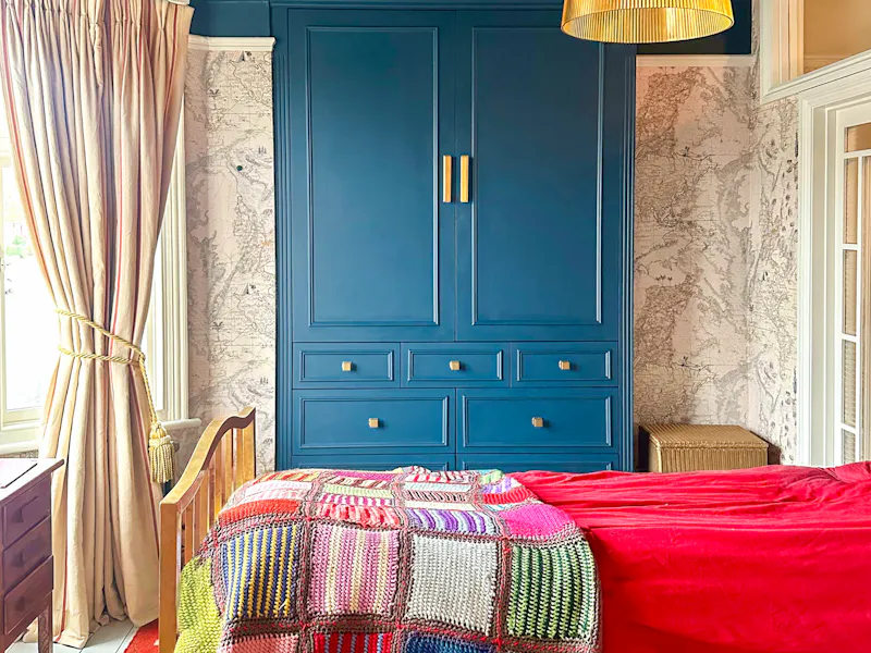 Panelling at Colourful Palmers Green home, E525 (photo 57)