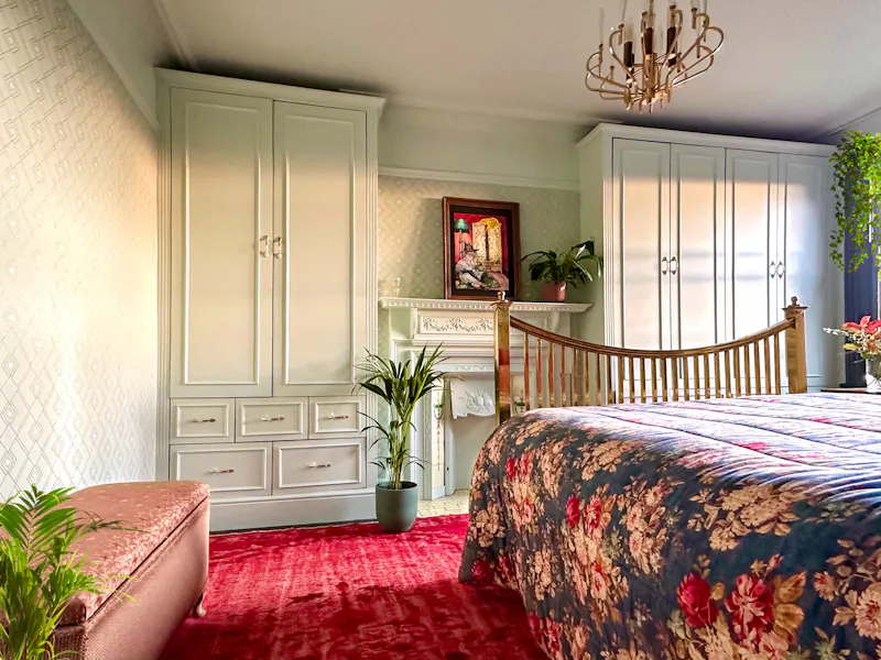 Panelling at Colourful Palmers Green home, E525 (photo 41)