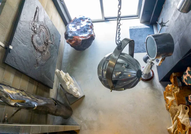 Entrance hall at Colchester Fossil Barn, L770 (photo 13)