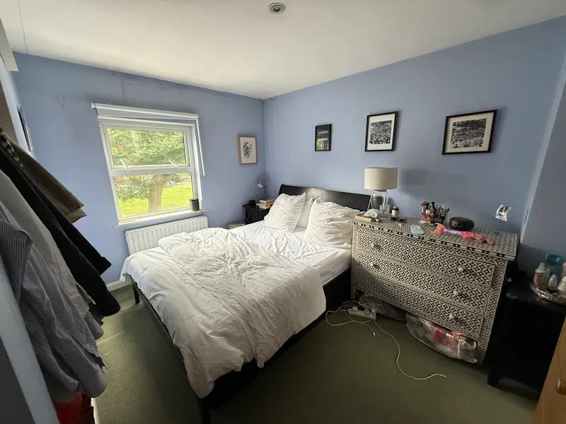 Unmodernised West London home, D2840 (photo 9)