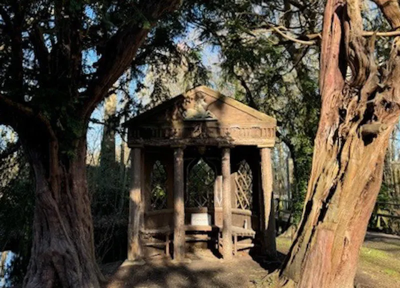 Folly / gazebo at 14th Century Castle , G323 (photo 9)