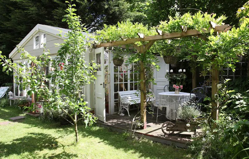 Elegant Georgian Bromley Home, B1588 (photo 43)