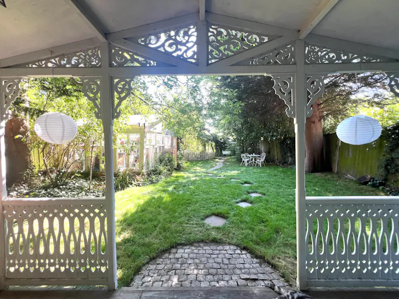 Garden at Elegant Georgian Bromley Home, B1588 (photo 50)