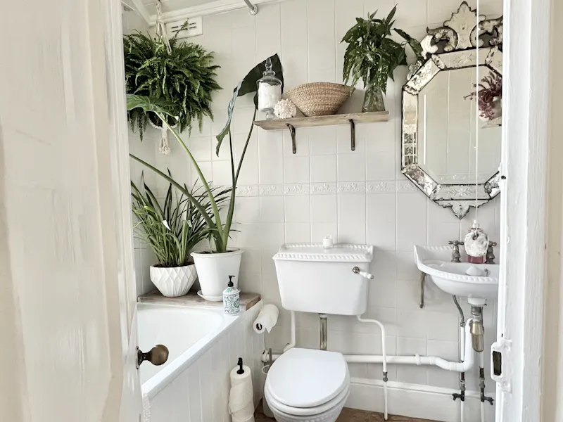 Bath at Elegant Georgian Bromley Home, B1588 (photo 25)
