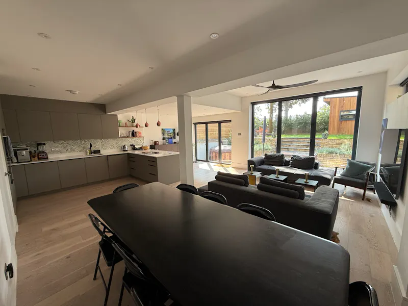 Kitchen at Modern Hampstead Heath Flat , F1264 (photo 2)