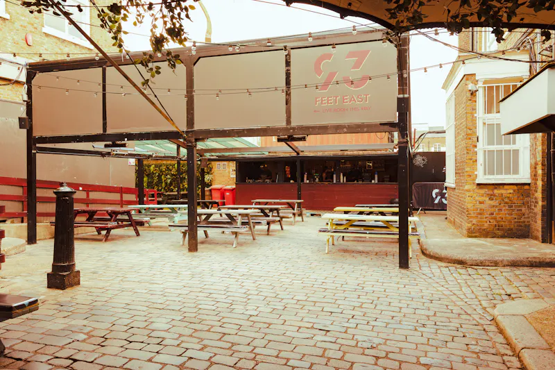 Courtyard at Brick Lane Bar / Events Space, R879 (photo 6)
