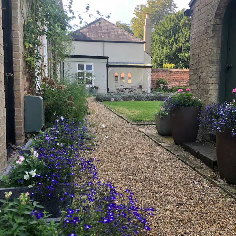 Elegant Cambridge Manor , A1660 (photo 35)