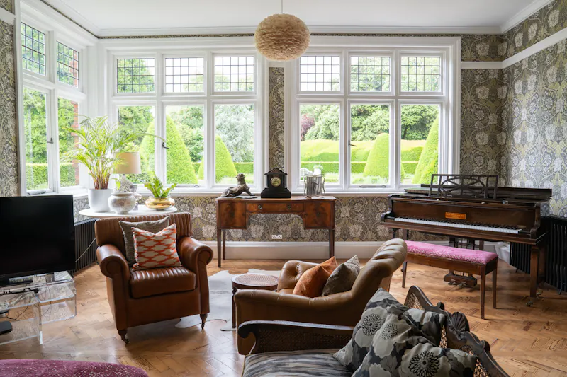 Elegant Cambridge Manor , A1660 (photo 14)