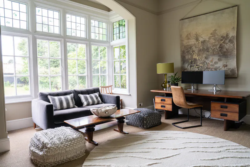 Study at Elegant Cambridge Manor , A1660 (photo 28)