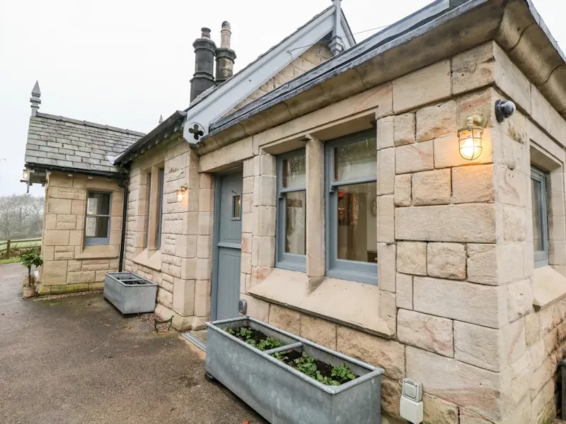 Ellastone Cute Cottage, C951 (photo 23)
