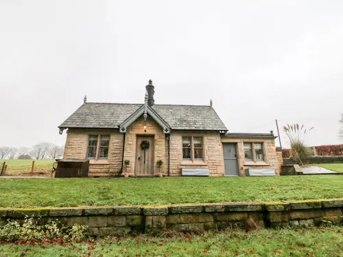 Ellastone Cute Cottage, C951