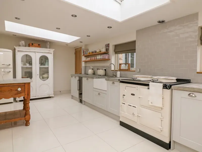 Aga at Ellastone Cute Cottage, C951 (photo 6)