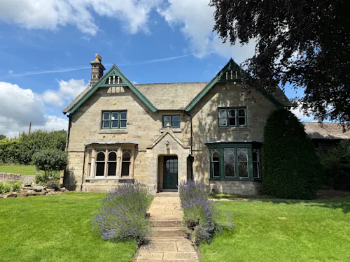 Ellastone Mid-Renno House, B2089