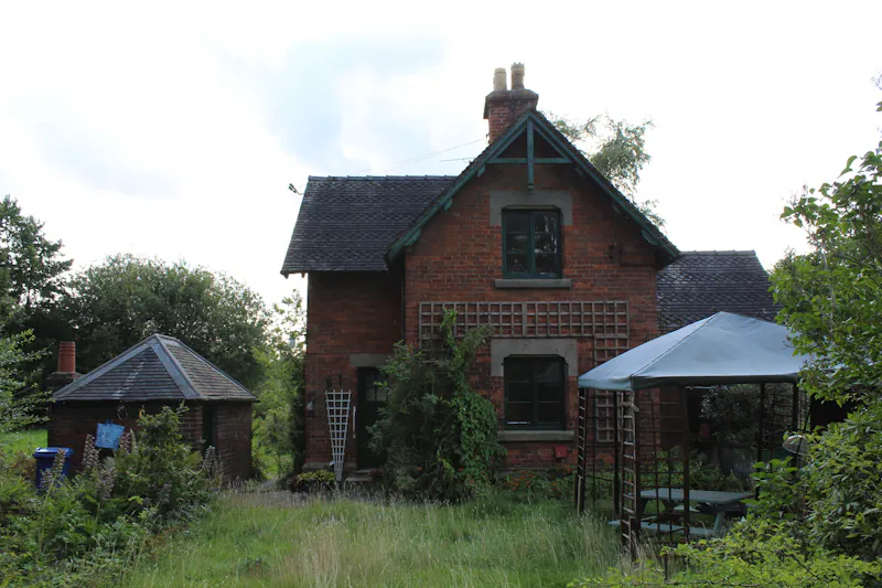 Ellastone Groundskeeper Cottage, A1669 (photo 19)