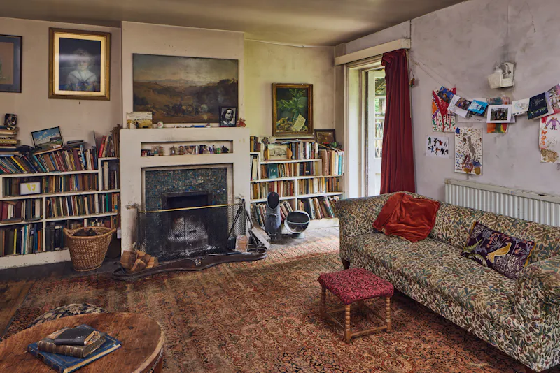 Living Room at Bohemian Letchworth house, M369 (photo 7)