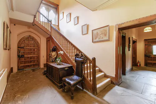 Oxfordshire Gothic Vicarage, B2086