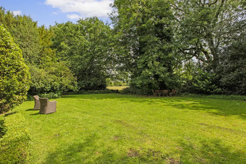 Oxfordshire Gothic Vicarage, B2086 (photo 27)