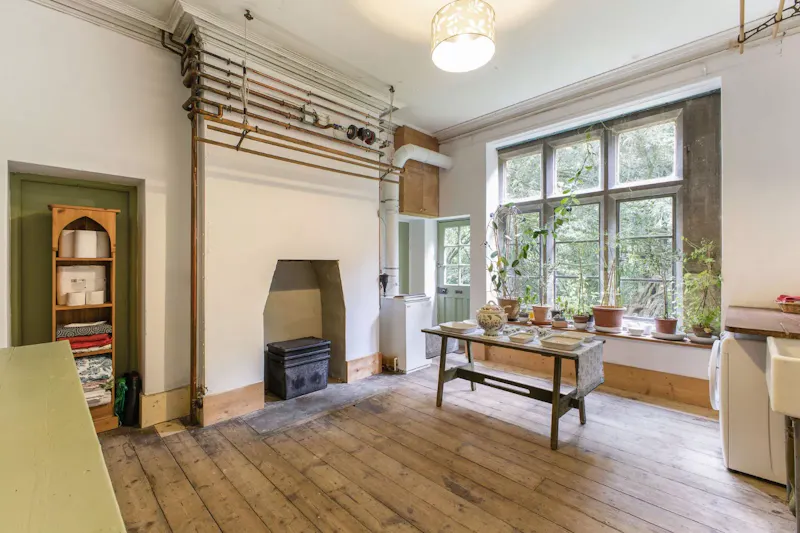 Utility room at Oxfordshire Gothic Vicarage, B2086 (photo 6)