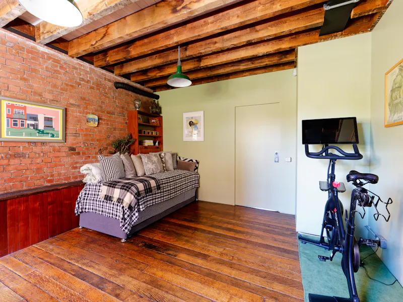 Spectacular Bow loft apartment, F985 (photo 45)