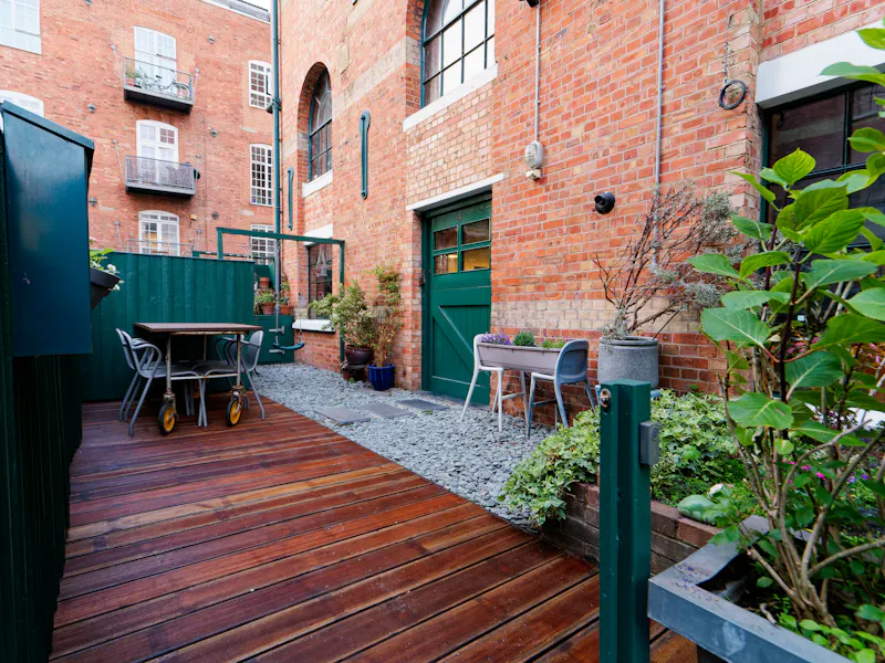 Spectacular Bow loft apartment, F985 (photo 67)