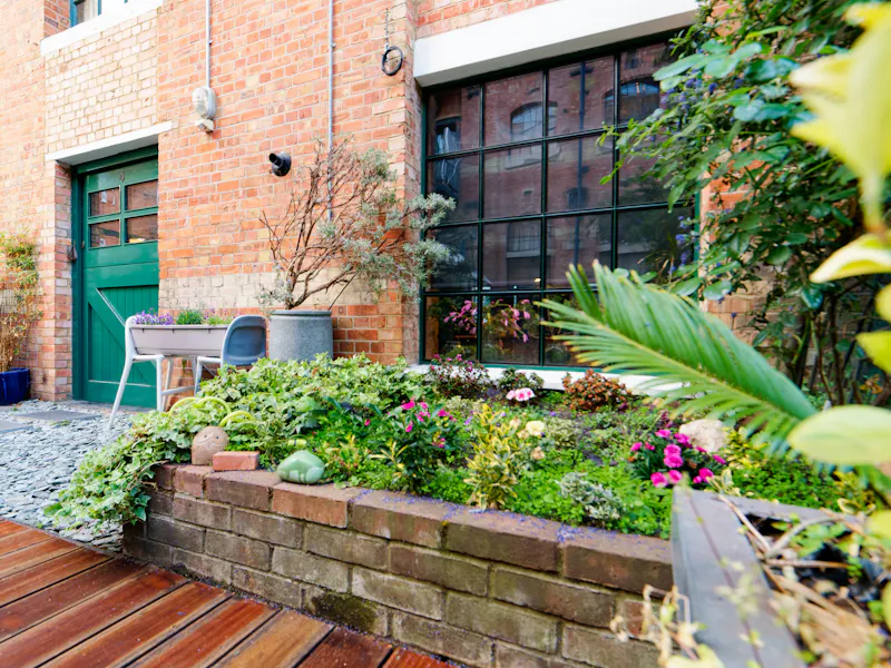 Spectacular Bow loft apartment, F985 (photo 65)
