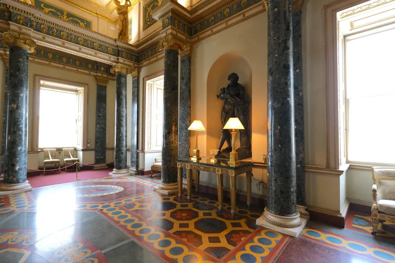 Opulent West London stately , G60 (photo 9)