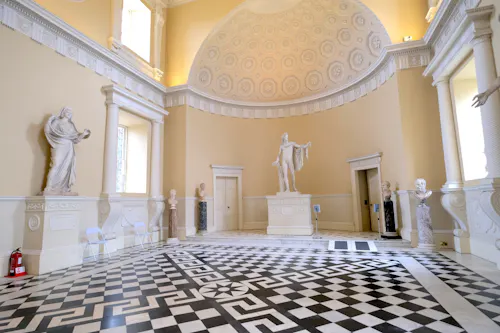 Opulent West London stately , G60