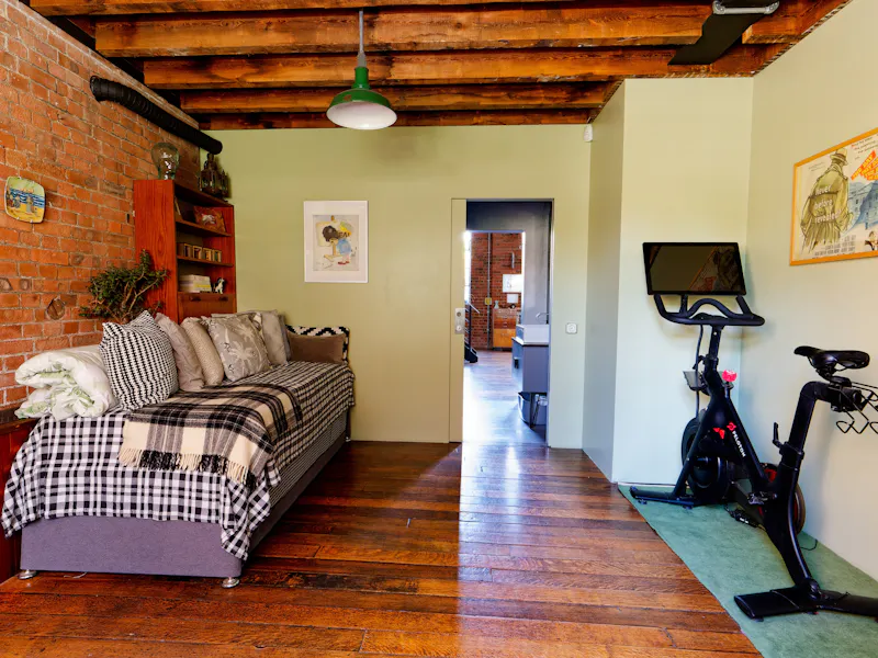 Spectacular Bow loft apartment, F985 (photo 44)