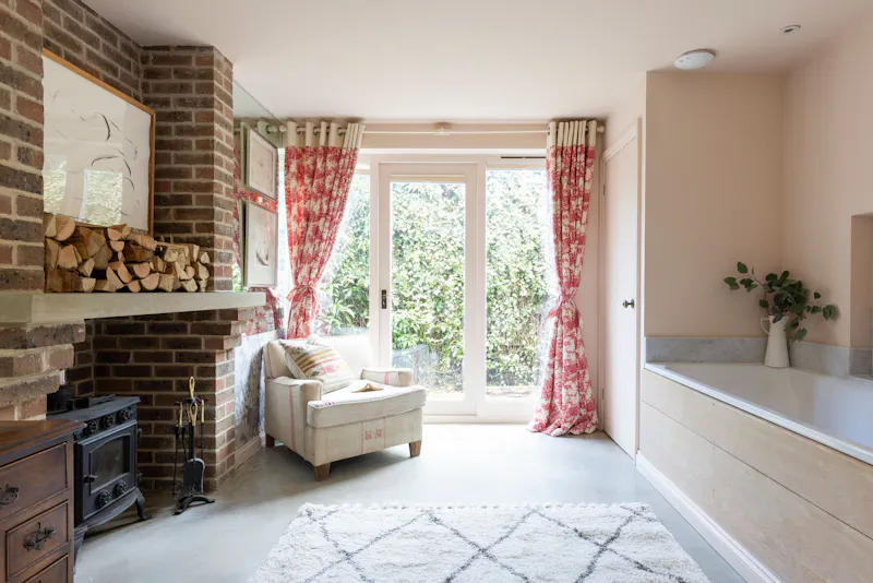 Bathroom at Billingshurst Farm House, L766 (photo 16)