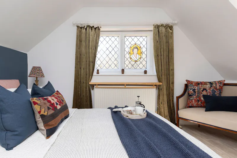 Bedroom at Billingshurst Farm House, L766 (photo 22)