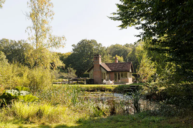 Pond at Billingshurst Farm House, L766 (photo 38)