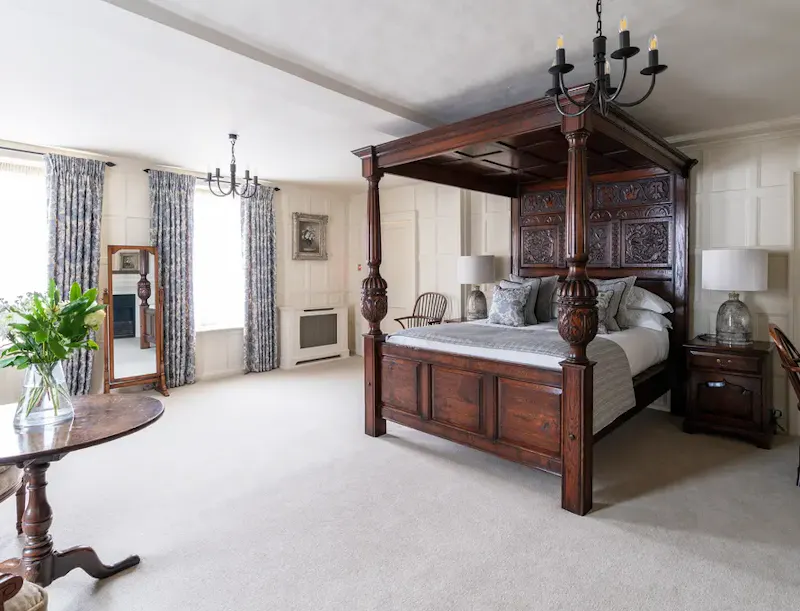 Bedroom - main at Chichester Georgian Townhouse, A1665 (photo 17)