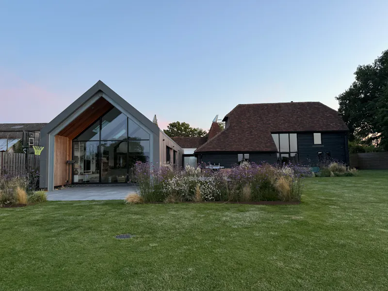 Garden at Cranbrook Scandi Modern Barn, L769 (photo 43)
