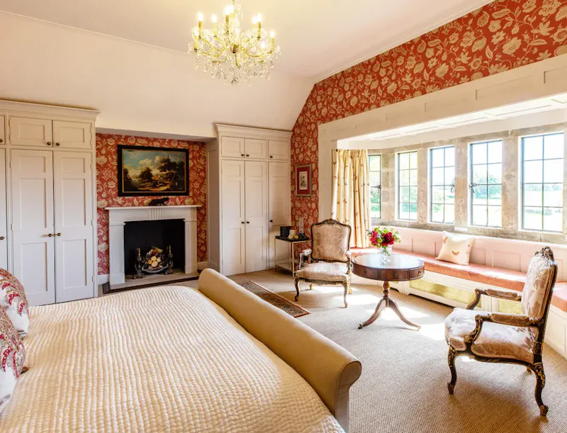 Midhurst Tudor Manor House, M370 (photo 15)
