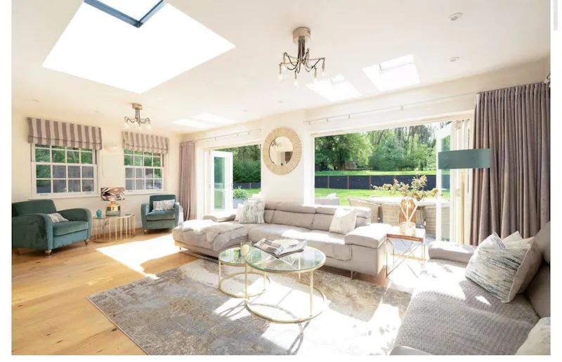 Living Room at Rickmansworth Family Cottage , C882 (photo 8)