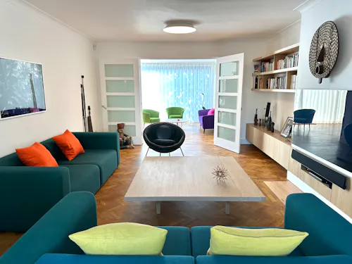Golders Green 60's House, D2830