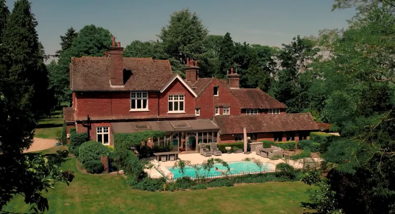 Swimming pool - outdoor at Surrey Country Farm House, L767 (photo 51)