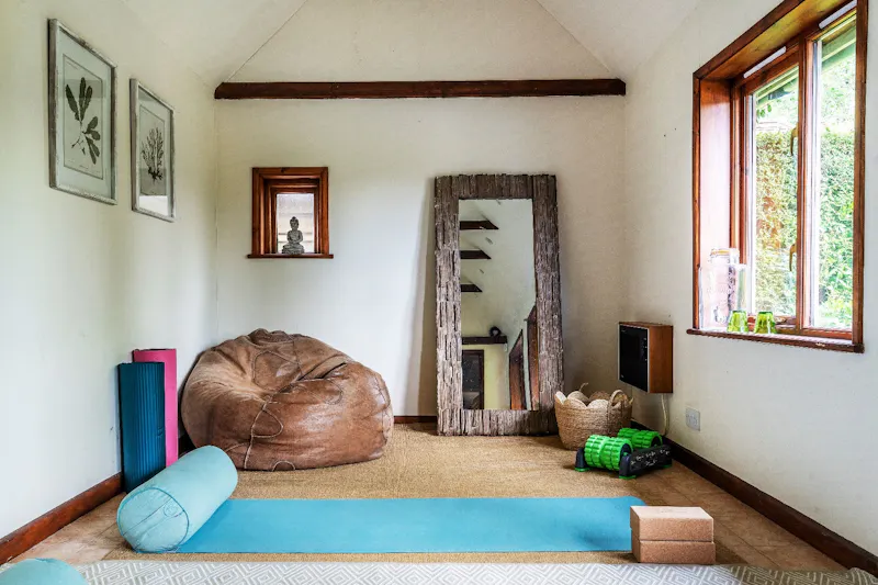 Surrey Country Farm House, L767 (photo 50)