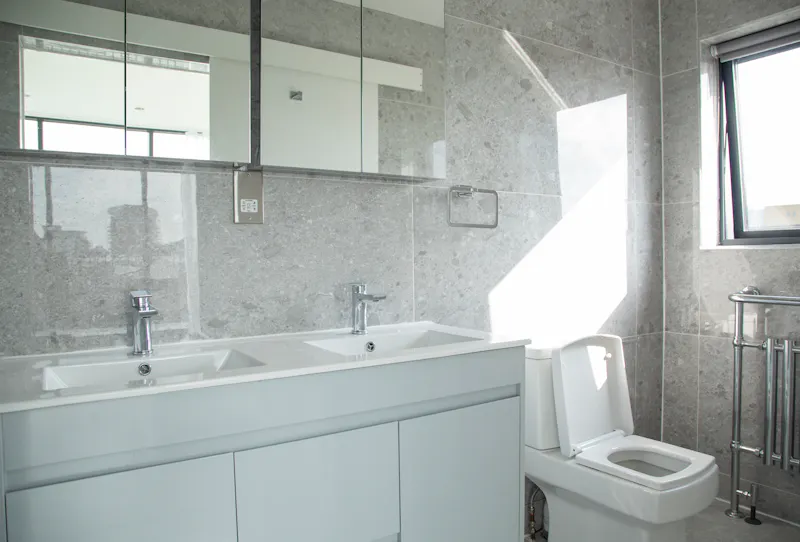 Bathroom at Docklands Penthouse Flat, F1262 (photo 29)