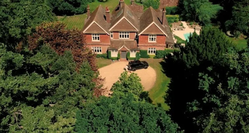 Driveway at Surrey Country Farm House, L767 (photo 55)