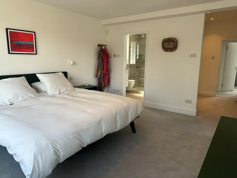 Bedroom - main at Golders Green 60's House, D2830 (photo 23)