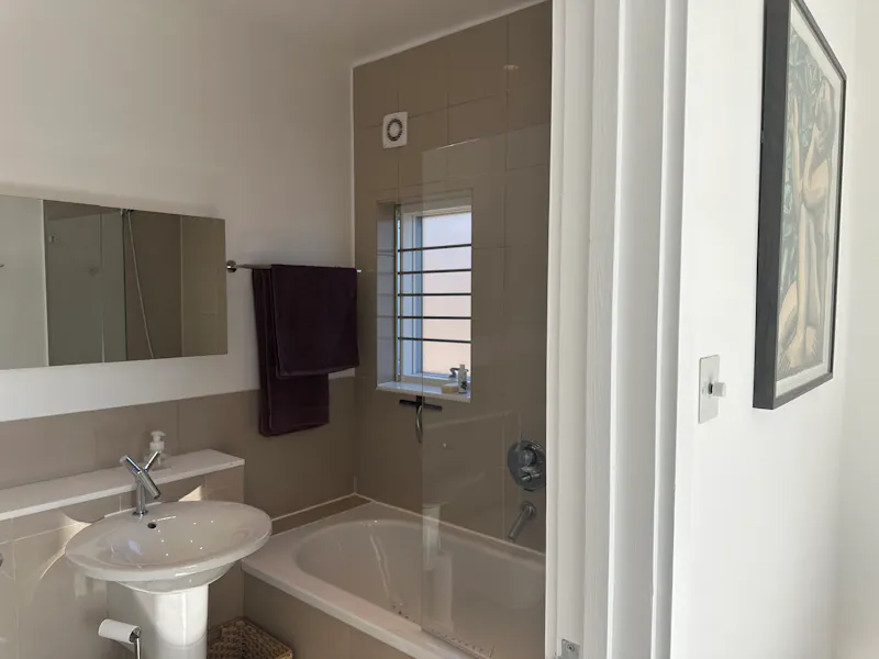 Bathroom at Golders Green 60's House, D2830 (photo 29)
