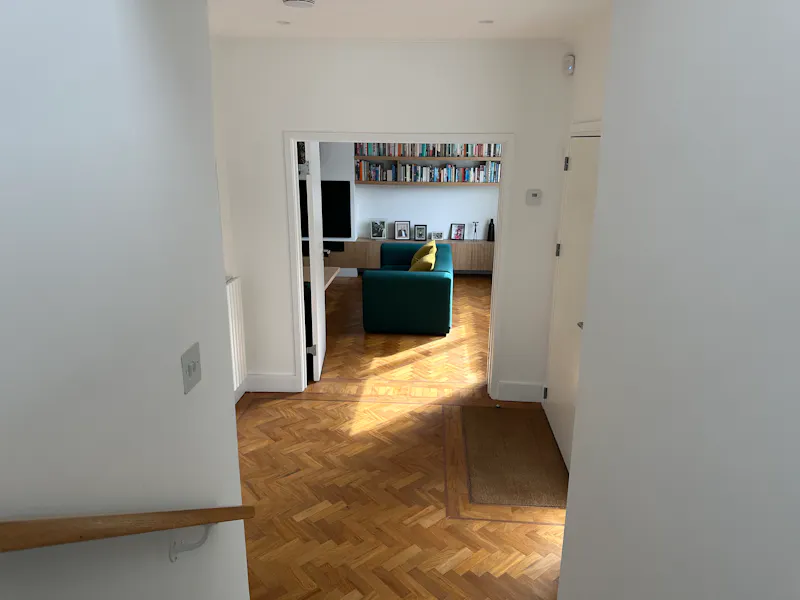 Golders Green 60's House, D2830 (photo 17)