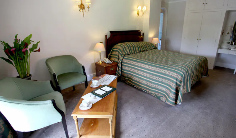 Sonning on Thames Riverside BnB, B2090 (photo 12)