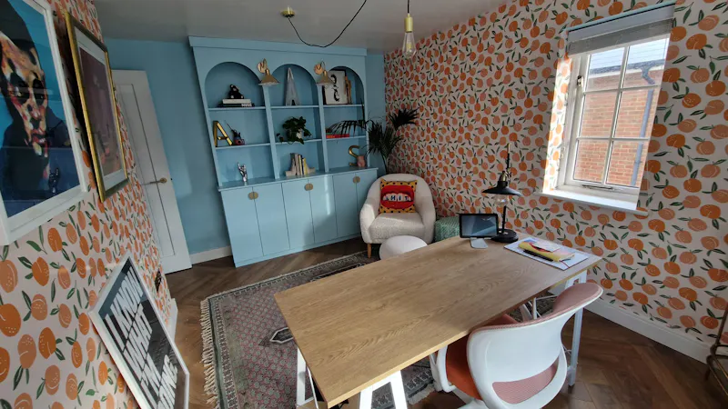 Study at Rayleigh Family Home , D2834 (photo 8)