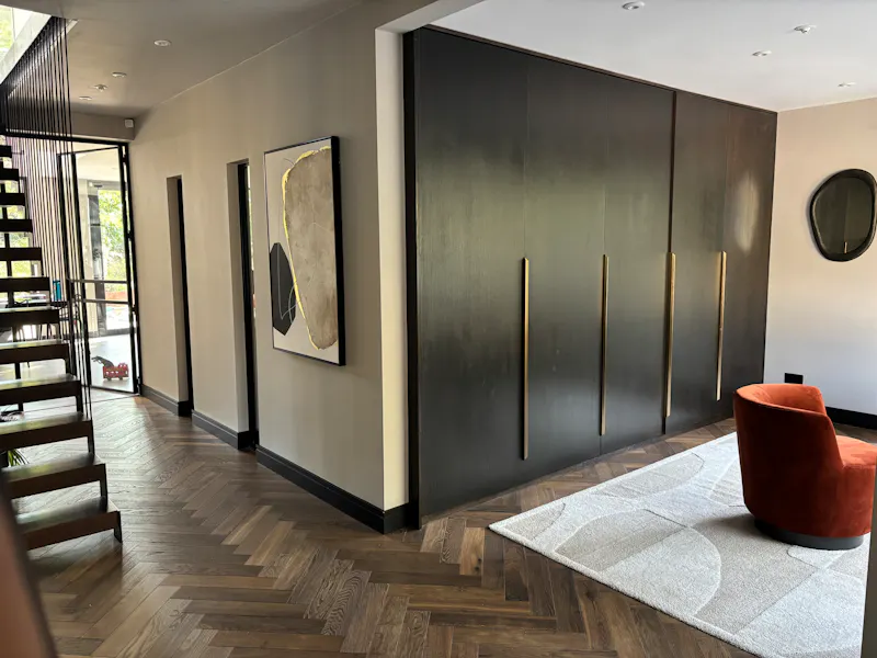 Modern Ashtead Family Home, D2832 (photo 9)