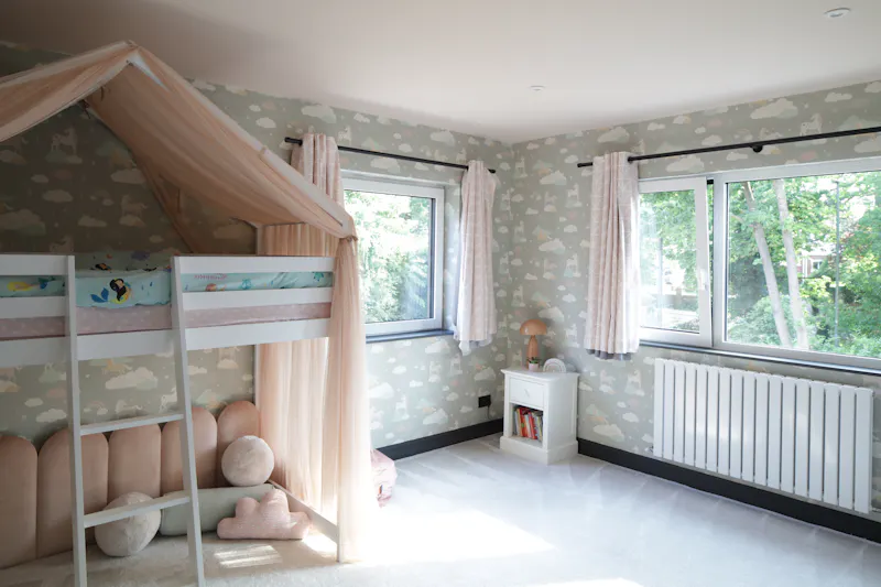 Bedroom at Modern Ashtead Family Home, D2832 (photo 22)